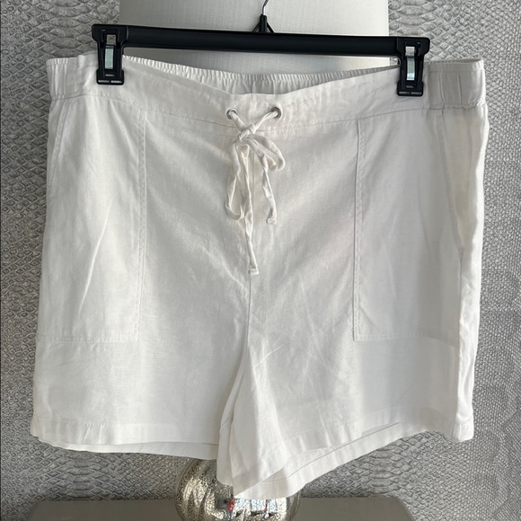 Vince Camuto Women White Drawstring Shorts XL - Picture 1 of 7
